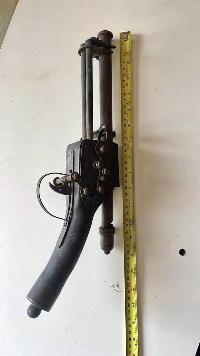 โมเดลปืนสปริงทองเหลือง ปืนทองเหลืองโบราณ ปืนโจรสลัด เสมือนจริง แถมลูกดอก รูปที่ 6