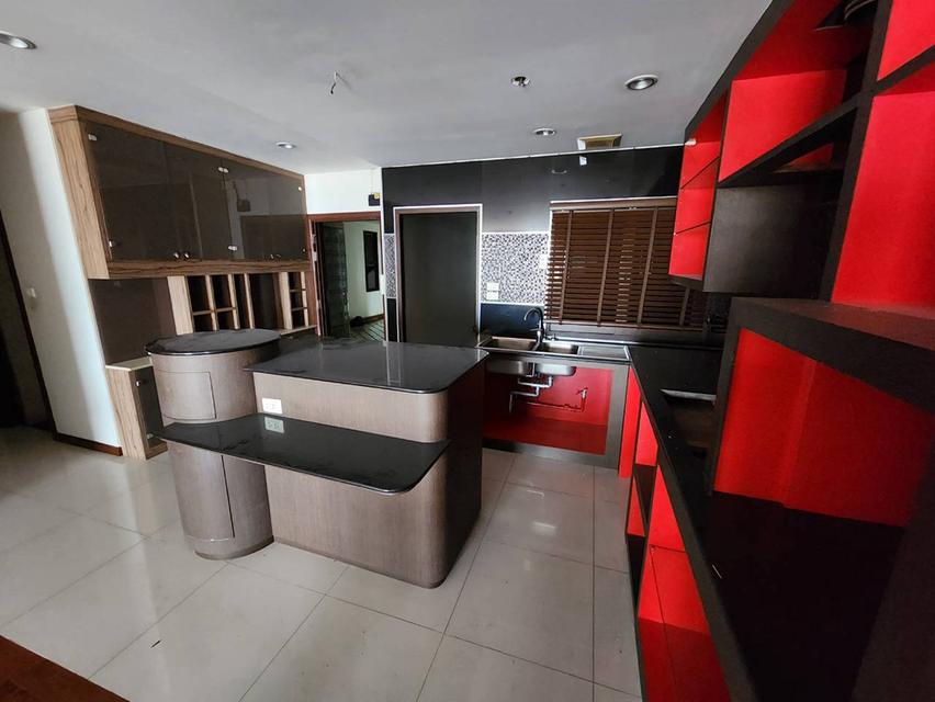 คอนโดห้องใหญ่ วิวแม่น้ำเจ้าพระยา! ขาย Riverine Place Condominium (141.43 ตร.ม.) เพียง 8.74 ล้านบาท 14