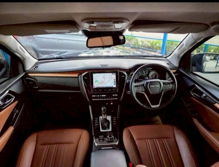 Isuzu MU-X 3.0 4wd ปี21 10