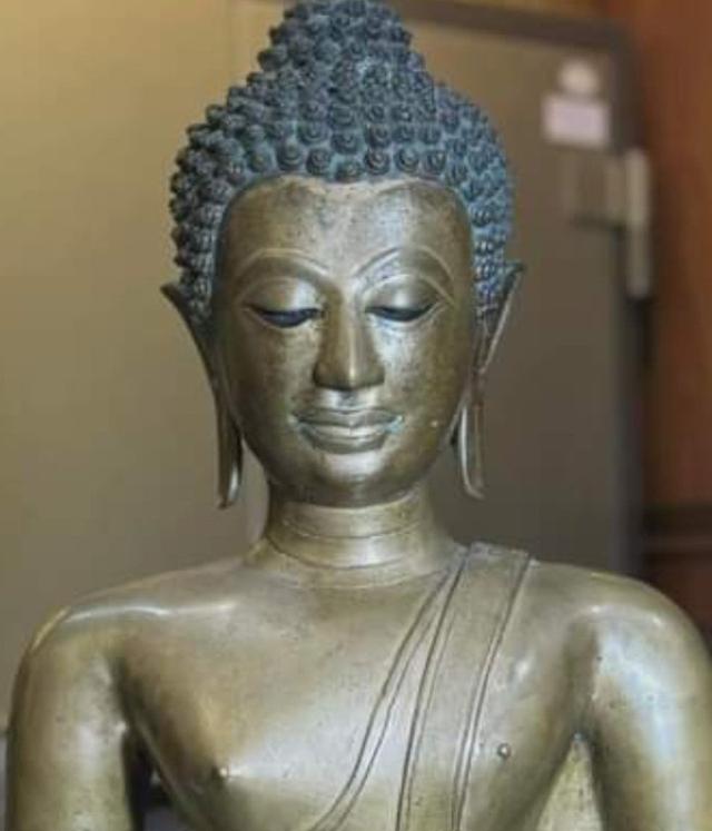 พระบูชา 10 นิ้ว
