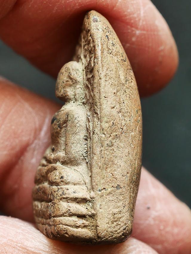 พระคง ลำพูน...เก่า เนื้อจัดๆ 8