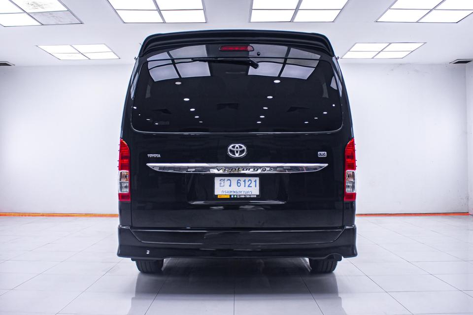 TOYOTA VENTURY 3.0 V 2016  14