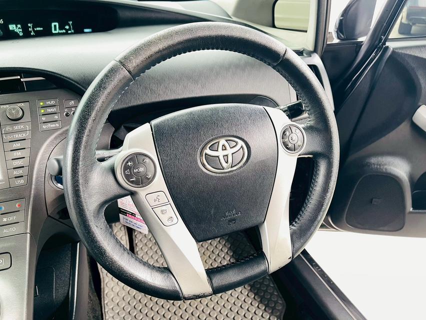 Toyota Prius 1.8 Top Option Grade Sunroof 2013 11