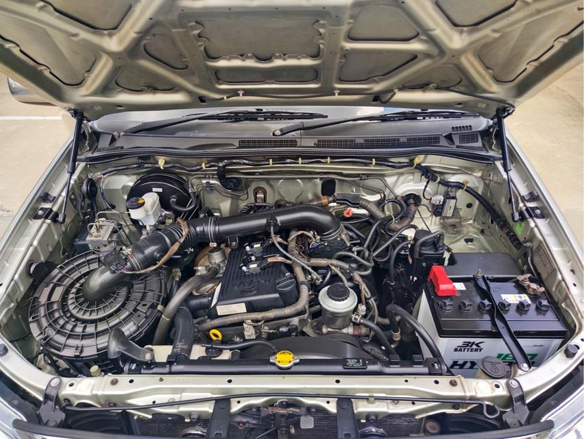 รหัสรถ CAT9702 2010 TOYOTA FORTUNER 2.7V ออโต้ ตัวท้อป สีบรอนซ์เทา เบนซิน 17