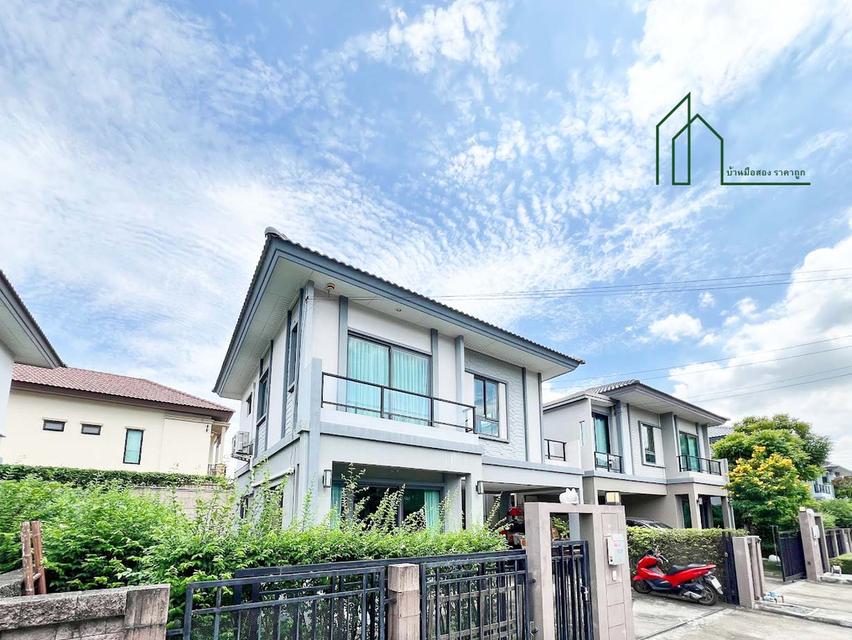 ขายด่วน บ้านแฝดสไตล์บ้านเดี่ยว 2 ชั้น หมู่บ้านภัสสร รามคำแหง-ราษฎร์พัฒนา ใกล้ MRT สถานี ราษฎร์พัฒนา