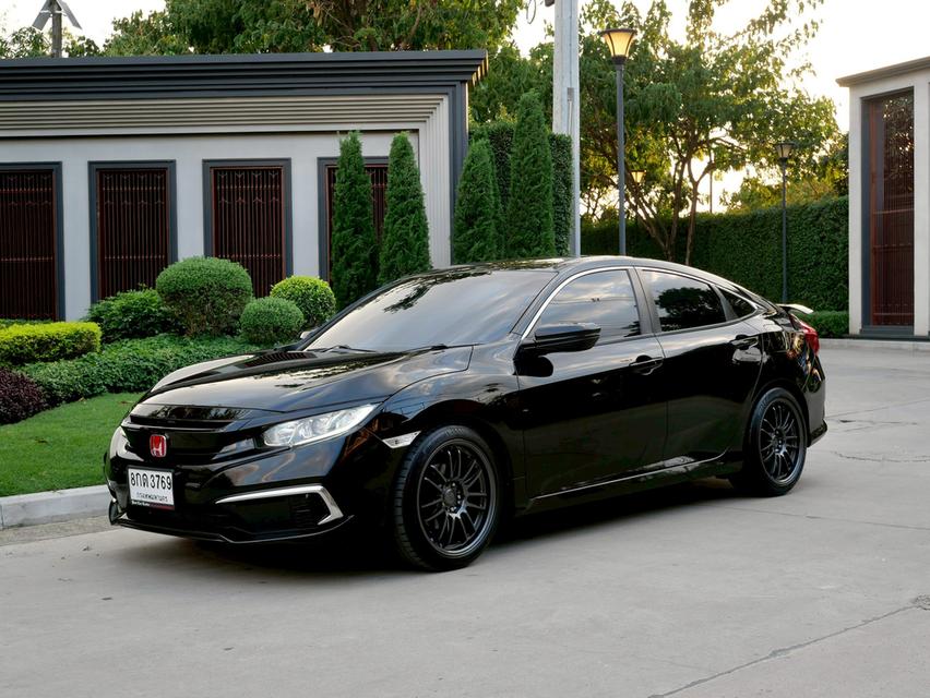 CIVIC FC 1.8 E ปี2019 MNC รับประกันหลังการขาย 1 ปี 10,000km
