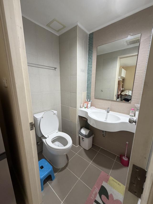 คอนโด 1 ห้องนอน 1 ห้องน้ำ 1 ห้องนั่งเล่น 4