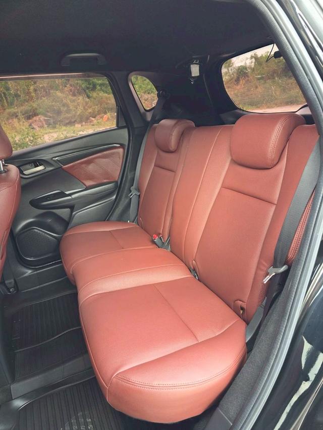 Honda Jazz 1.5 RS สีดำ ปี 2019 ไมล์ 100,000 กม. รูปที่ 10