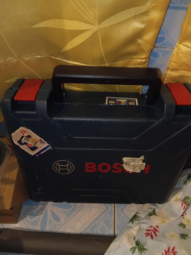 สว่านแบต bosch พร้อมแบตอีกก้อนที่ชาตะร้อมกล่อง รูปที่ 3