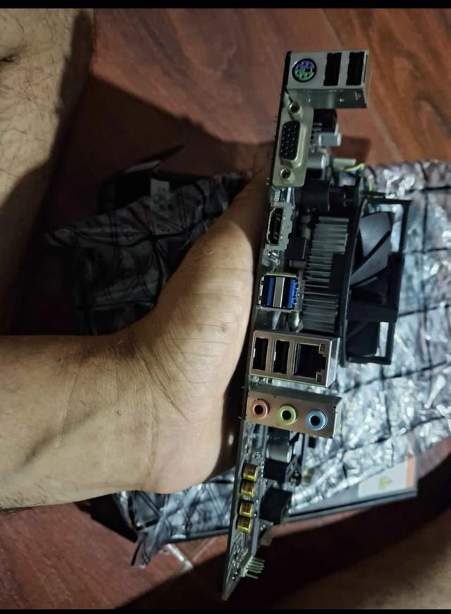 ปล่อยเซ็ตจับคู่สุดคุ้มครับ i3 9100F + บอร์ด H310M สภาพนางฟ้า 🚀 รูปย่อยที่ 4