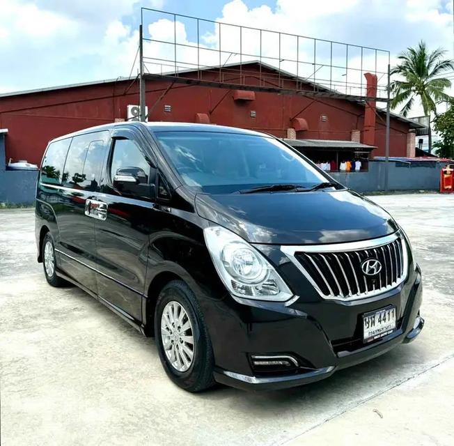 ส่งต่อ Hyundai H-1 2