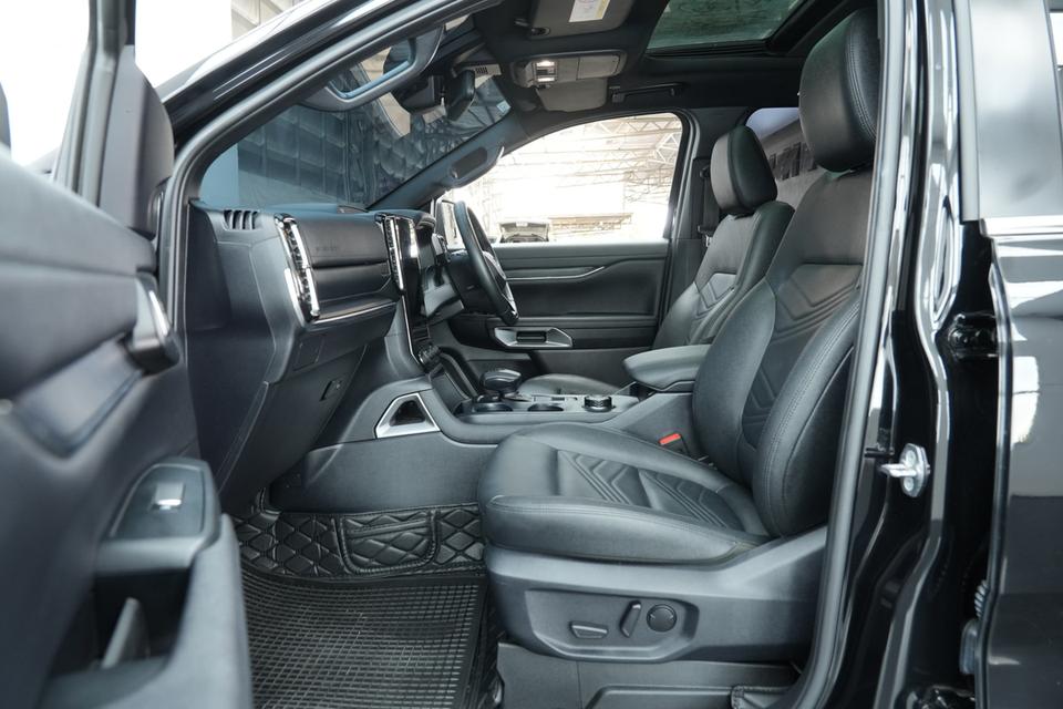2023 FORD EVEREST 2.0 Bi-Turbo Titanium+ 4WD AT สีดำ ไมล์ 14823 กม. 13