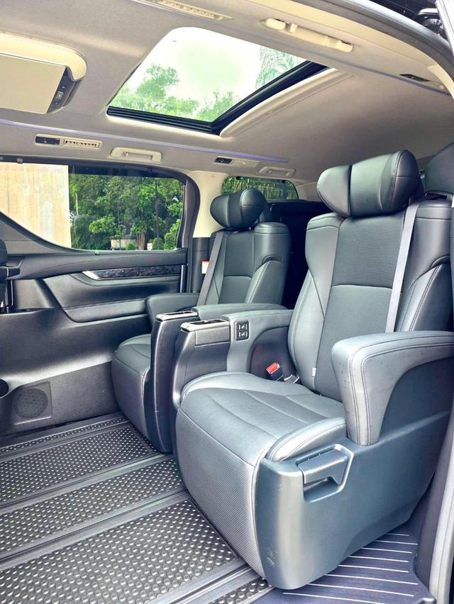 ขาย Toyota Alphard 2.5SC ปี22 9