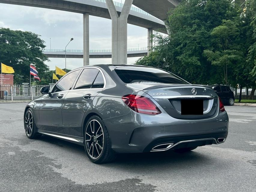 รถเข้าใหม่! MERCEDES-BENZ C220d AMG Dynamic ปี 2019