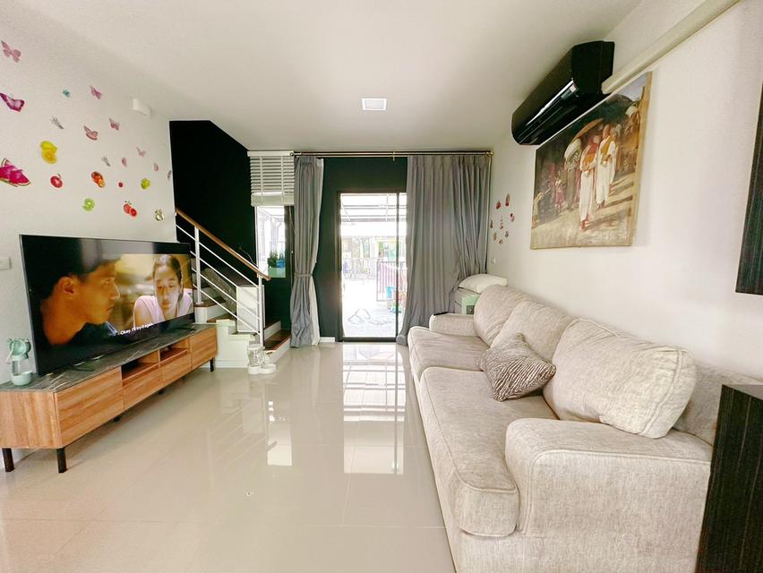 ปล่อยเช่า ทาวน์โฮมพร้อมอยู่ เฟอร์ครบลาดกระบังซอย3 20