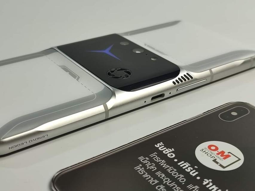 ขาย/แลก Lenovo Legion Phone Duel 2 สีTitanium White 12/128 ศูนย์ไทย สวยมาก เพียง 17,900 บาท 2
