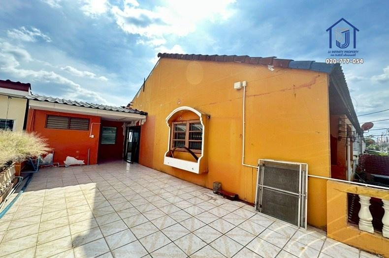 ขายทาวน์โฮม 2 ชั้น 41 ตารางวา ซอยนวมินทร์ 111 หลังมุม ใกล้ทางด่วนเอกมัย-รามอินทรา 10