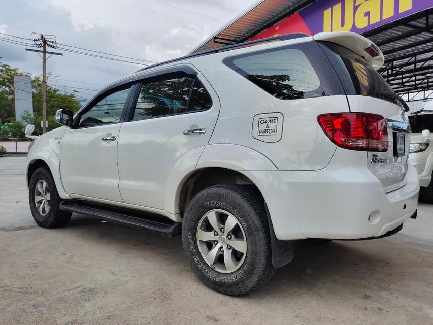 Toyota fortuner 3.0 4WD 2