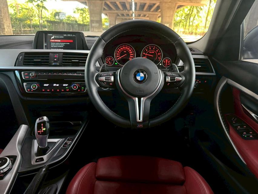 2018 BMW 330e 2.0 AT รูปที่ 13
