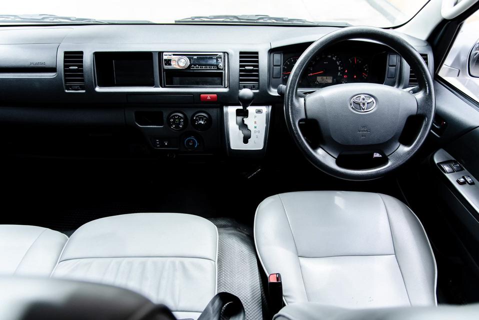 Toyota Commuter 3.0 D4D VIP 1