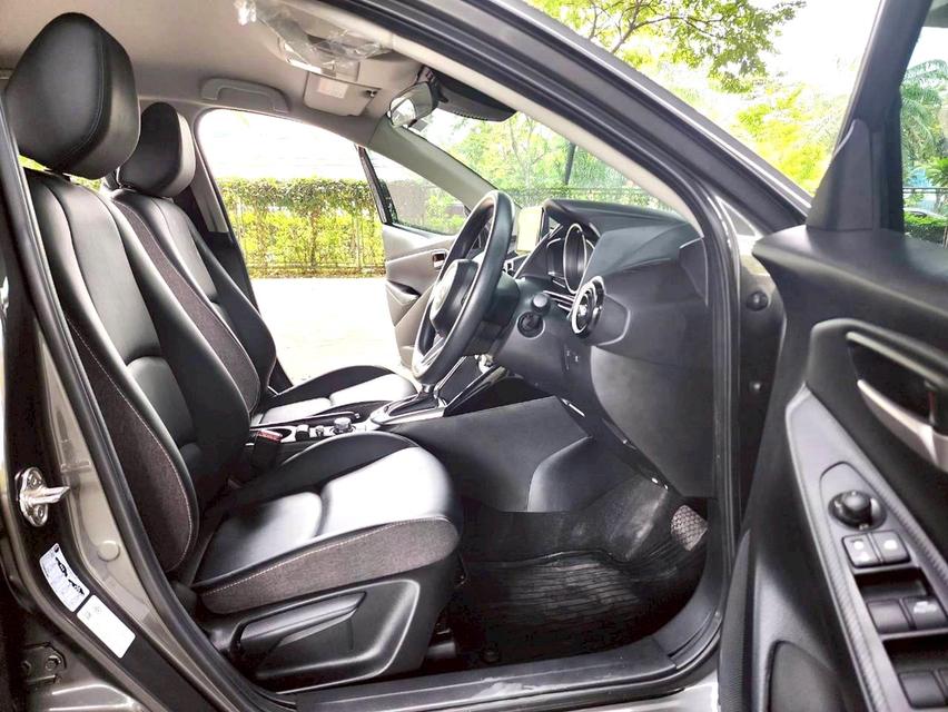 ขายรถ mazda2 1.3 ปี 2024 สีเทา เกียร์ออโต้ 9