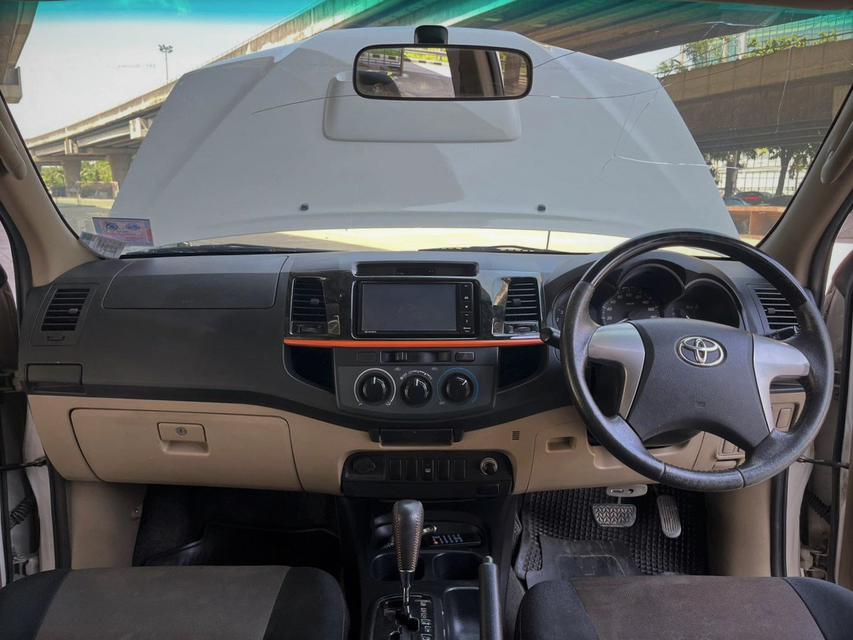 Toyota Vigo 2.5 TRD Sportivo Double-Cab auto ปี 2013 6