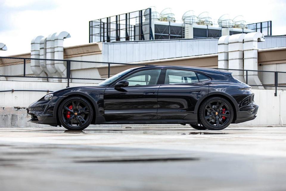 Porsche Taycan 4S Tourismo 2023 รถสวยพร้อมใช้งาน รถ AAS มีวารันตีศูนย์ รูปที่ 7