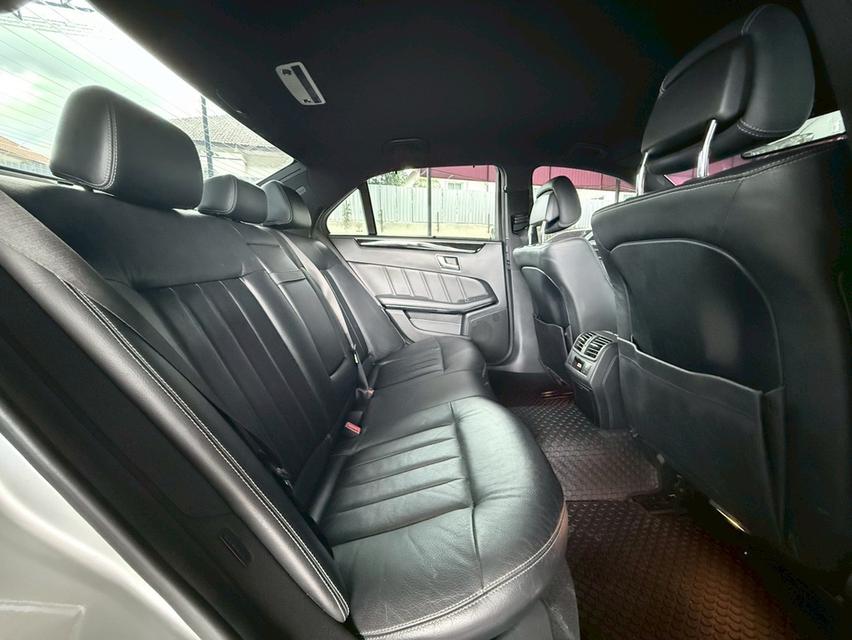 BENZ E-CLASS, E300 BLUETEC HYBRID ปี2014 โฉม W212 ปี10-16 สีเทา ออโต้ 👉เลขไมล์ 95,108 กม.  ✅️✅ รๅคๅ 398,000.- ⭕️⭕️ ผ่อน 8,xxx / 72 งวด #E30 รูปที่ 11