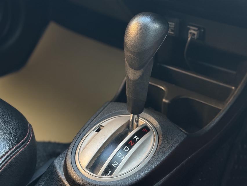 HONDA JAZZ GE 2012 AUTO รูปที่ 11