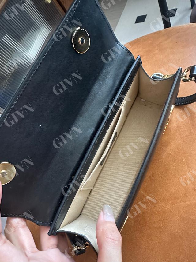 กระเป๋า Jacquemus, The long Chiquito 5