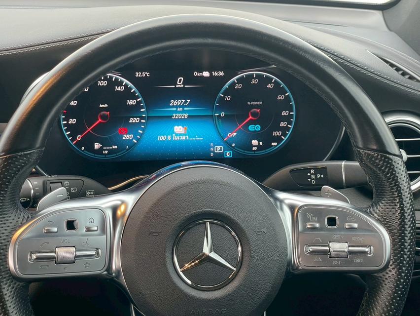 Mercedes Benz GLC300e AMG Dynamic 4MATIC Facelift ปี2022  14