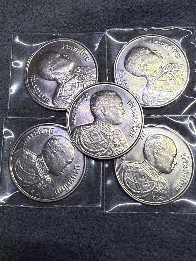 เหรียญ 5 บาท ทั้งหมด 5 เหรียญ พระราชสมภพ เหรียญกษาปณ์ที่ระลึก 100 ปี แห่งวันพระบรมราชสมภพ พระบาทสมเด็จพระมงกุฎเกล้าเจ้าอยู่หัว (รัชกาลที่ 6)