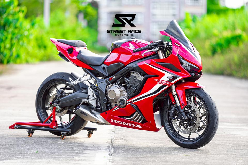 Honda CBR650R 2019 แดง รถปี 2019 รถสวย สภาพดี ท้ายสปอรท ของท่วม
