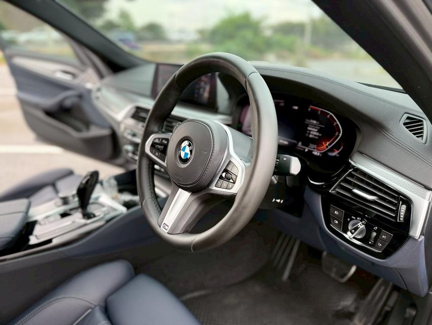 BMW 520 d M-Sport ปี 20 สีเทา ดีเซล ไมล์น้อย 71000 โลแท้ๆ เจ้าของมือเดียวสภาพเหมือนป้ายแดง รถสีเดิม 6