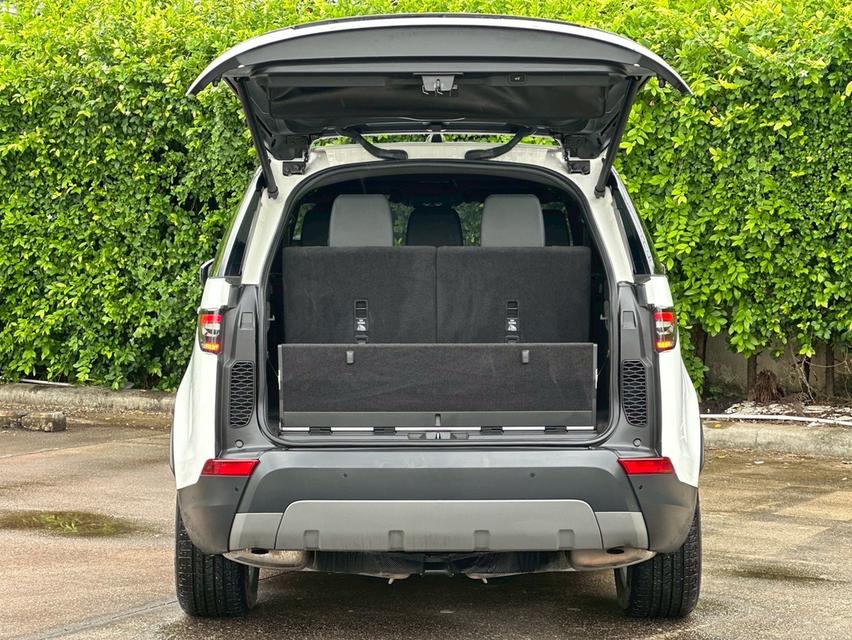 Land rover Discovery 3.0L AWD 5