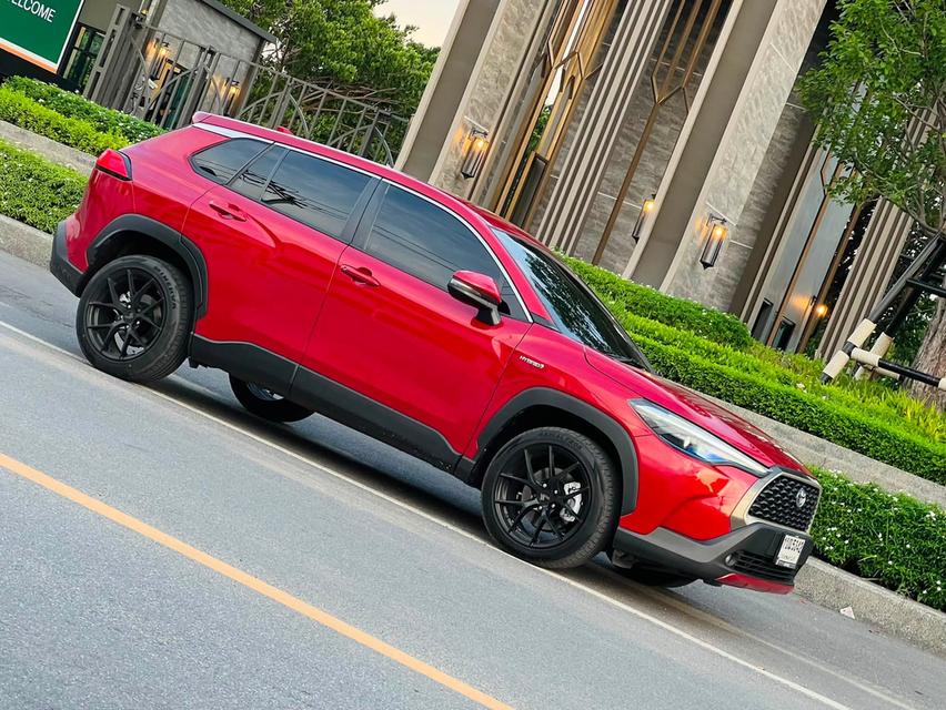 TOYOTA COROLLA CROSS 1.8 HYBRID PREMIUM สีแดง สวยมากๆ