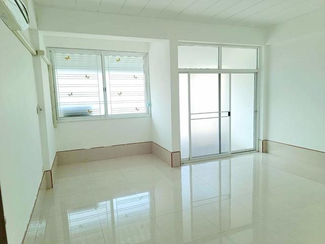 ช่างอากาศอุทิศ1-7 ให้เช่าอาคารพาณิชย์ 3 ชั้น ถูกที่สุด MRTดอนเมือง 800ม. 19 ตร.วา. 220 ตร.ม.สนามบินดอนเมือง 1.4 กม. 2