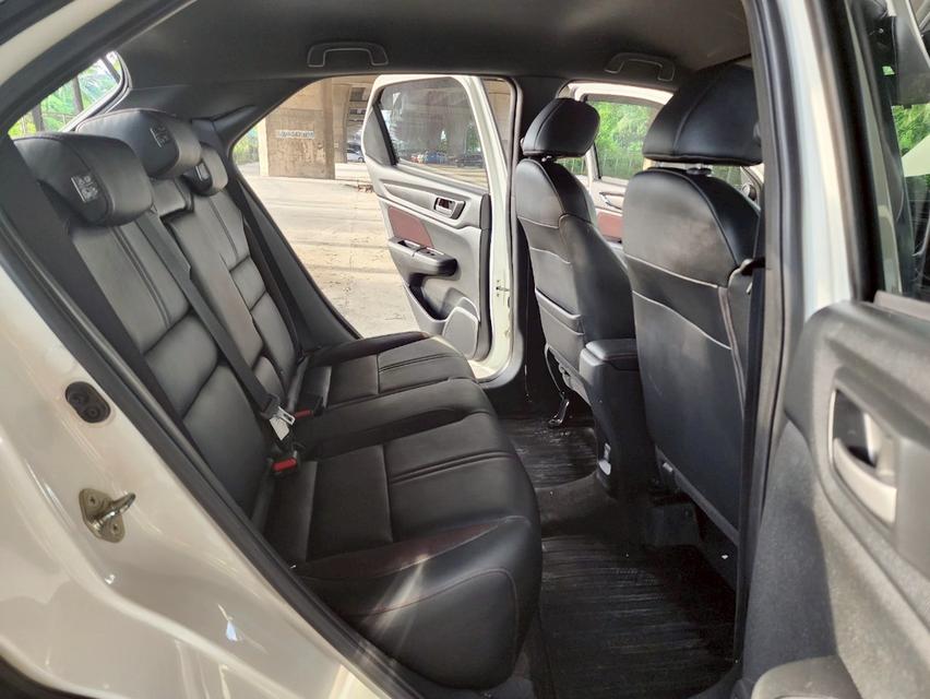 ขายรถ Honda WR-V 1.5RS ปี 2023 สีขาว เกียร์ออโต้ 10