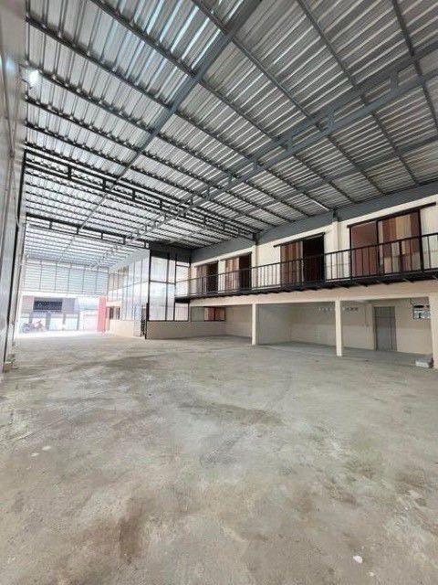 ให้เช่าอาคาร2ชั้น พร้อมสำนักงานพื้นที่ 470 ตร.ม. รัชดาภิเษกซอย 3 ใกล้เซ็นทรัลพระราม 9 สถานทูตจีน