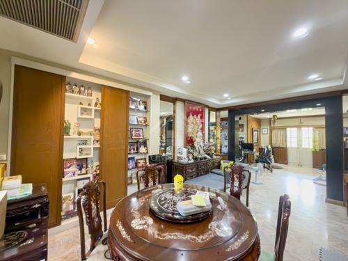 บ้านเดี่ยว หมู่บ้าน วรารมย์ เพชรเกษม 81 4