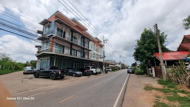 อาคารพาณิชย์ตึกมุม 3 ชั้น ลดทันที 2 ล้านบาท เหลือเพียง 11 ล้าน 5