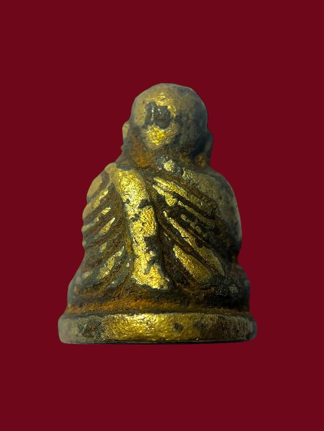 พระหลวงพ่อเงิน พระเครื่องเก่า รูปที่ 2