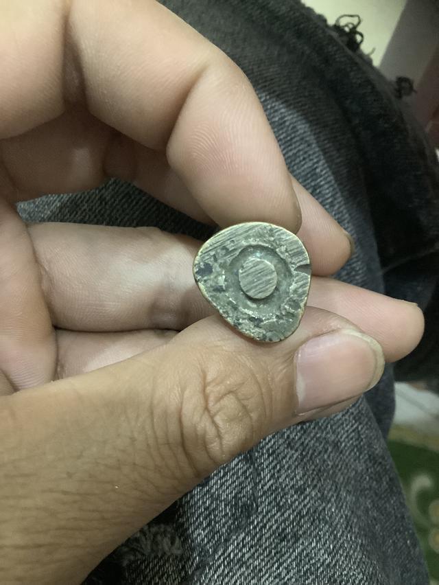 พระเครื่องหลวงพ่อเงิน รูปที่ 2