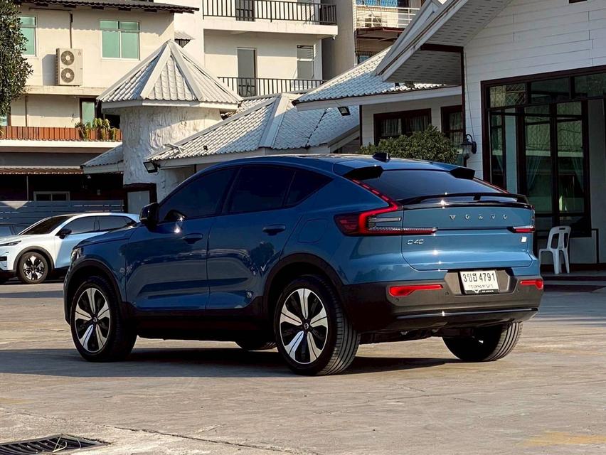 Volvo C40 Recharge Pure Electric ปี 2022 จด 2023 รถหรูสภาพใหม่ป้ายแดง แต่ถูกกว่า 1.7 ล้านบาทเลย คุ้มมากๆ รูปย่อยที่ 3