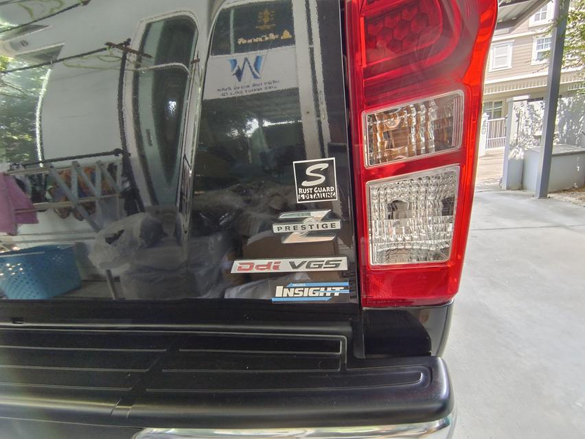 ขาย รถกระบะ 4ประตู เกียร์ Auto Isuzu ปี 2014 Hilander 2.5 Z Prestige Auto 6