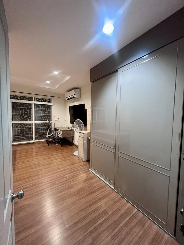 ให้เช่าทาวน์โฮม 3 ชั้น โครงการ บ้านกลางเมือง เออบาเนี่ยน สุขุมวิท 113 (วัดด่านสำโรง) 11