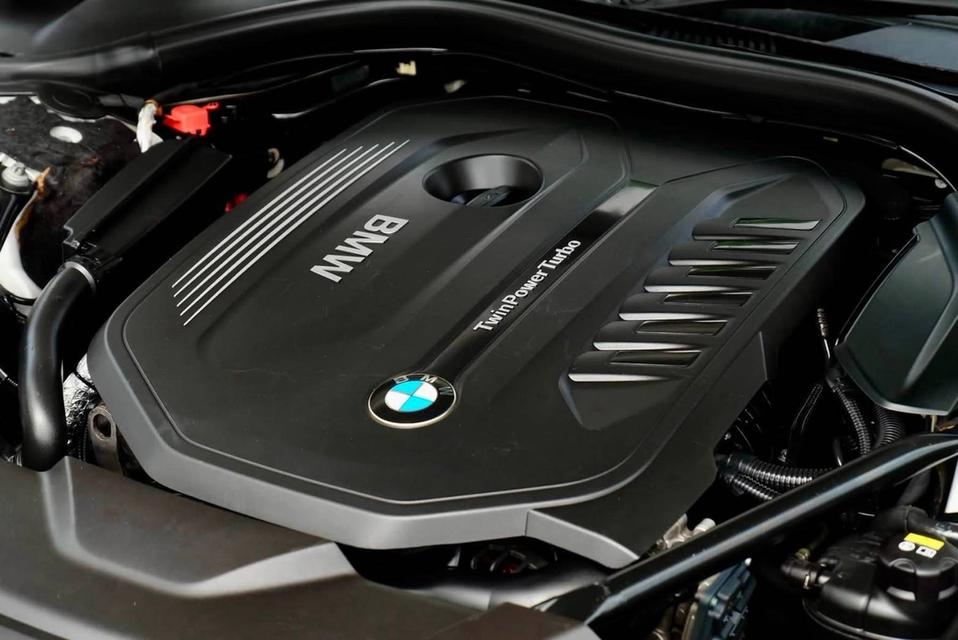 (แจ้งรหัสรถ PR3003) Bmw (G12) 740Li xDrive Pure Excellence ปี 2017 รูปที่ 15