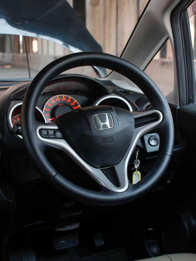 HONDA #JAZZ, 1.5 i-VTEC V ปี 2012   9