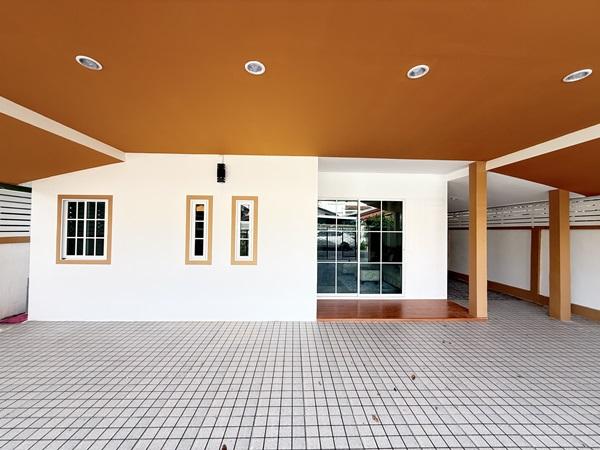 ขายบ้าน หมู่บ้านทหารกองหนุน พระยาสุเรนทร์ 28 ใกล้ตลาด, แฟชั่นไอส์แลนด์, รถไฟฟ้า โทร 094-9974744 2