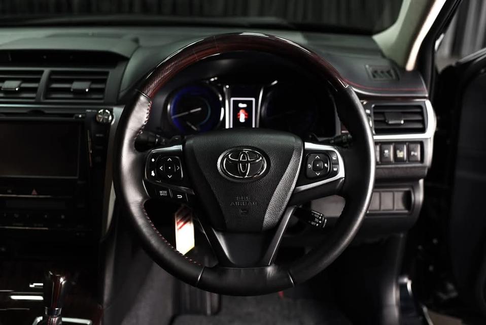 Toyota Camry  ปี 2019 14